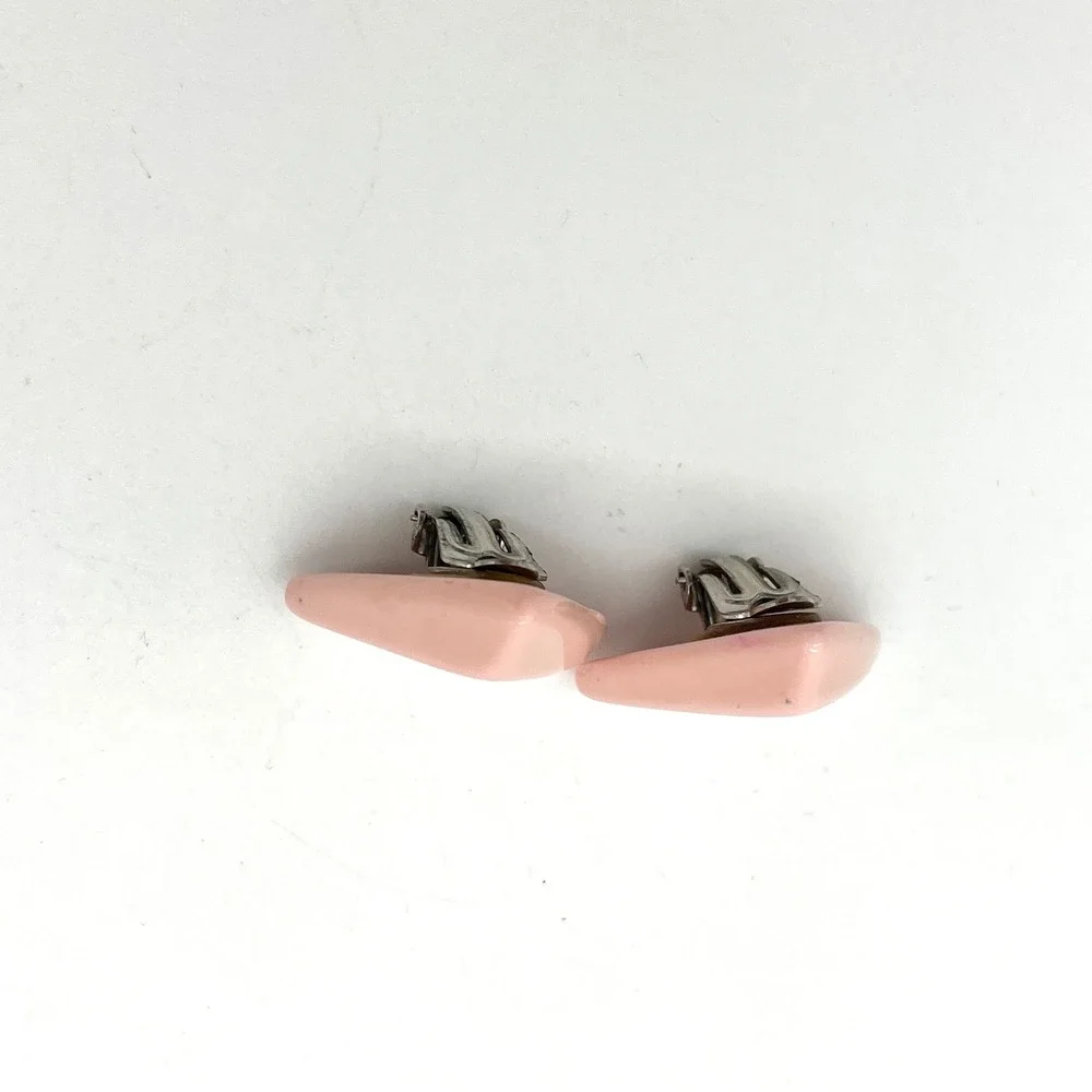 Vintage Pink Triangle Clip On Earrings Retro Geometric Jewelry‎